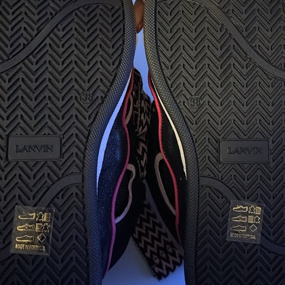 Lanvin’s - Picture 3 of 6